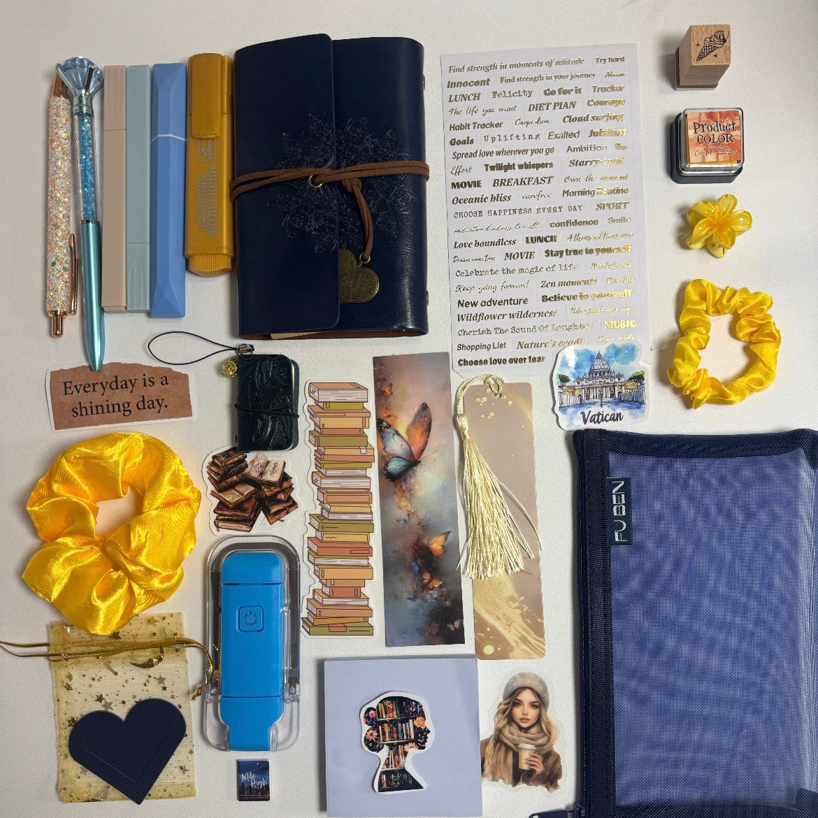 Weekly Exclusive · Twilight Moon Bookish Bundle 🌙✨